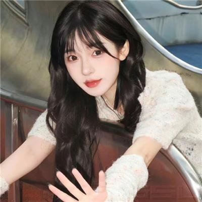 孤岛月光：她们三人的逃生游戏